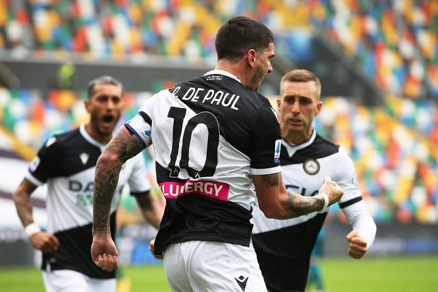 每体：奥亚萨瓦尔国家队连续6场进球，他可以成为莫拉塔接班人